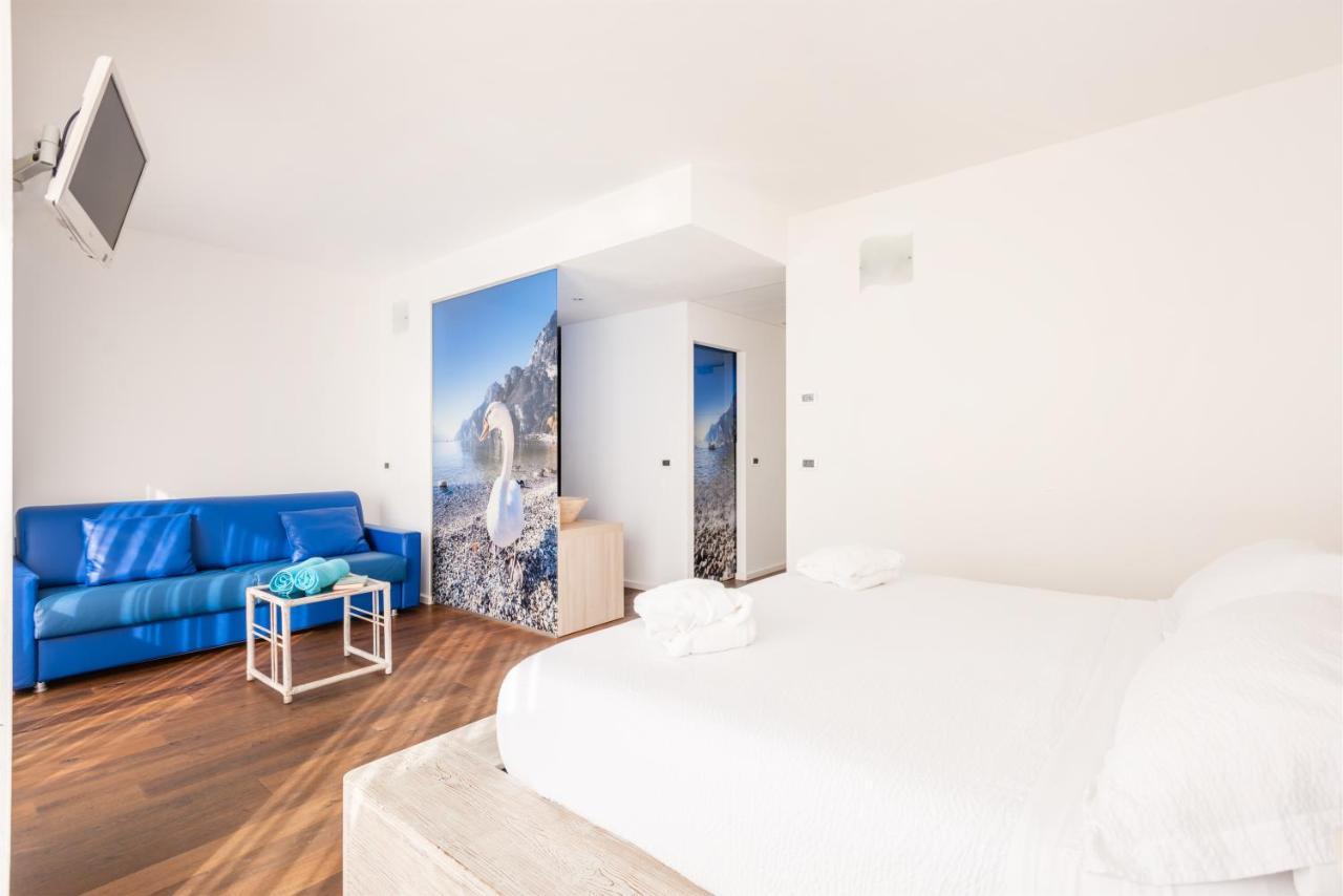 Hotel Gabry Riva del Garda Esterno foto
