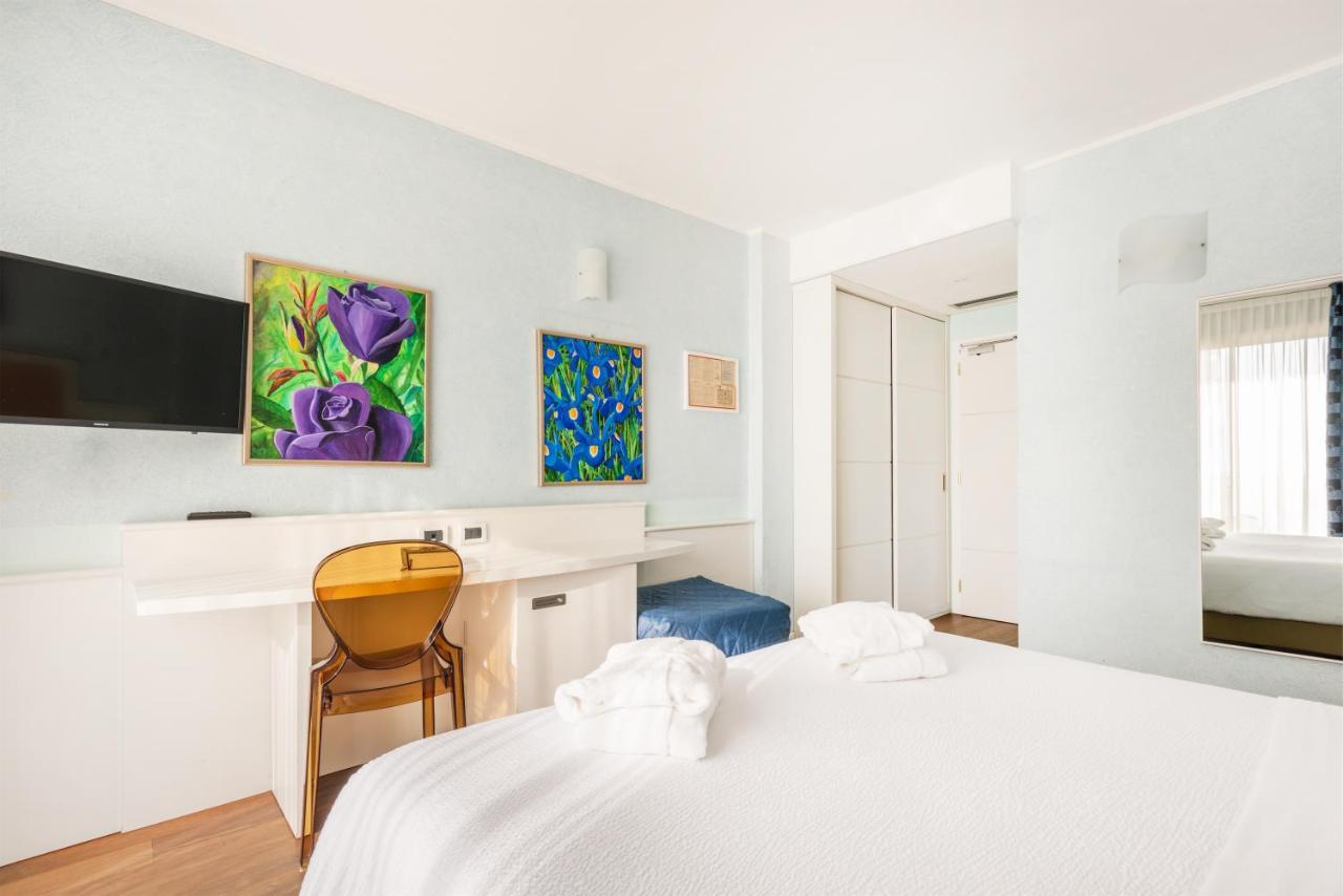 Hotel Gabry Riva del Garda Esterno foto