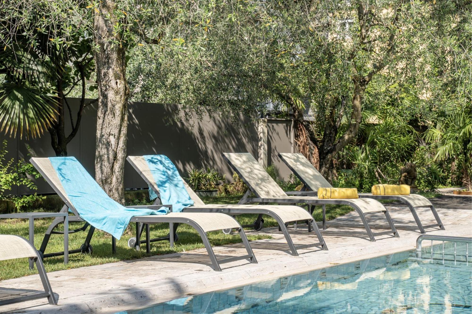 Hotel Gabry Riva del Garda Esterno foto