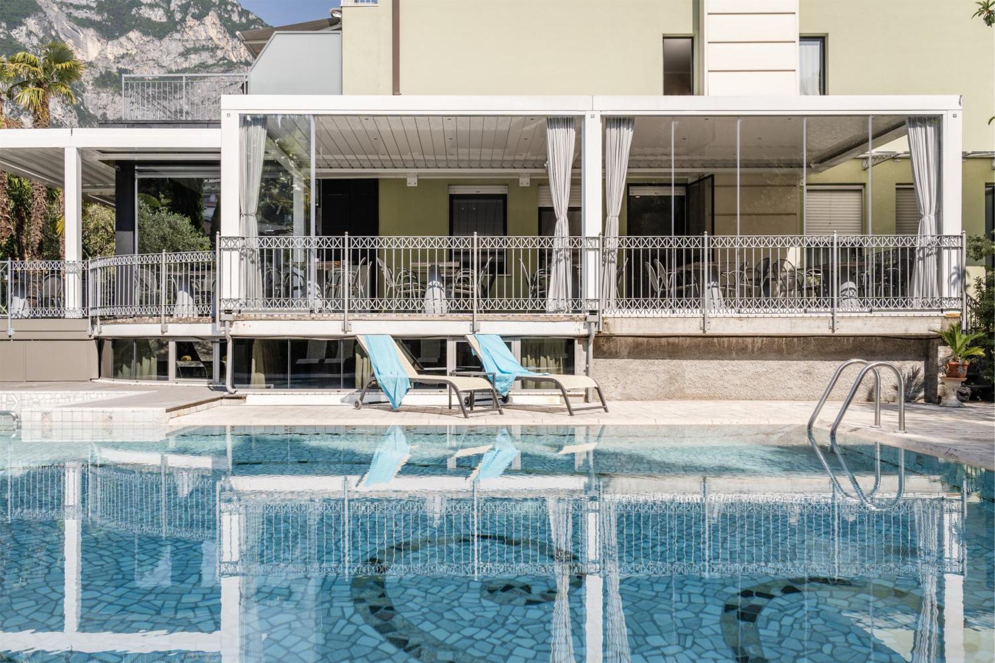 Hotel Gabry Riva del Garda Esterno foto